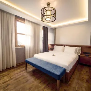 Blu 4* Istanboel